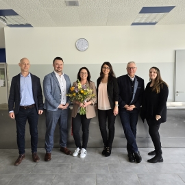 Sandra Haunreiter (3.v.l.) ist die neue Ausblidungsleitung des Berfsbildungs- und Jugendwerks Don Bosco Aschau.