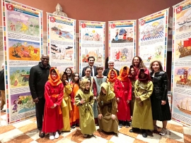 Ausstellung der Bilder von Schülern der EVRIM-Schule zum Projekt Marco Polo: „Dialog mit dem Osten. Frieden und Nachhaltigkeit“