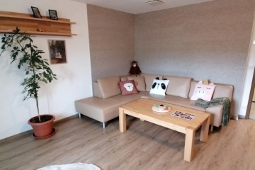 Kinderwohngruppe Wohnzimmer.jpg