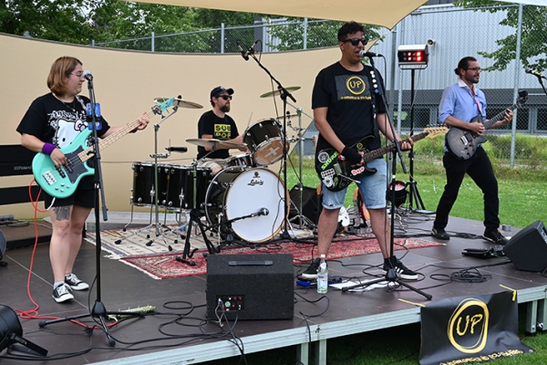 Underground Polishers rockten die Bühne beim Sommerfestival