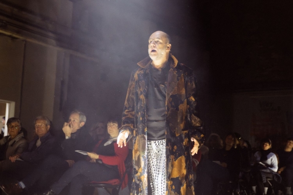 Chemnitz MOVES_Schauspieler Christoph Tomanek als Pygmalion_Copyright Jakob Anders 2.jpg