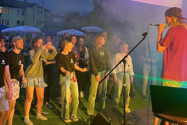 Rapper Riesenlauch sorgte spät abends für Stimmung